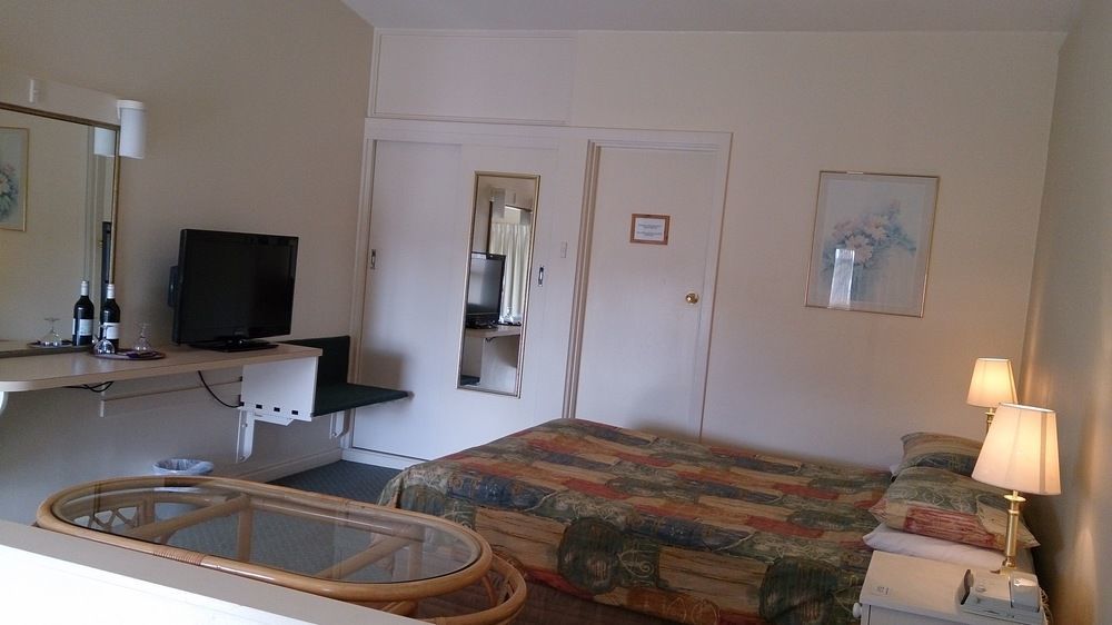 Abel Tasman Airport Motor Inn Λόντσεστον Εξωτερικό φωτογραφία