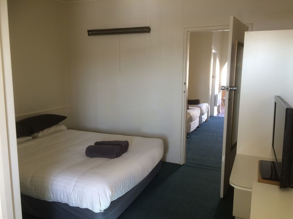 Abel Tasman Airport Motor Inn Λόντσεστον Εξωτερικό φωτογραφία