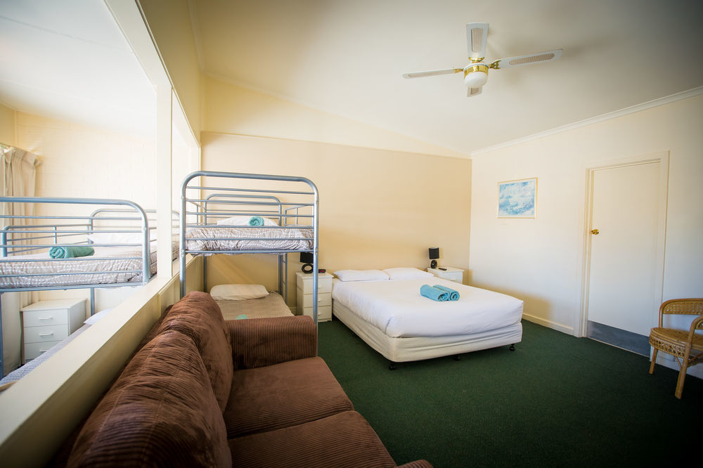 Abel Tasman Airport Motor Inn Λόντσεστον Εξωτερικό φωτογραφία