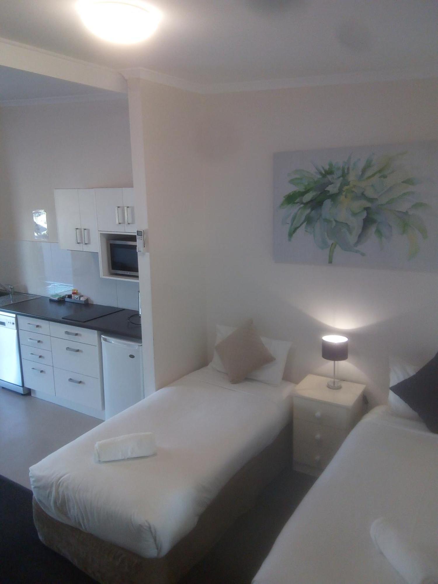Abel Tasman Airport Motor Inn Λόντσεστον Εξωτερικό φωτογραφία