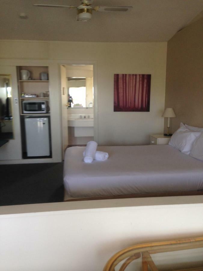 Abel Tasman Airport Motor Inn Λόντσεστον Εξωτερικό φωτογραφία